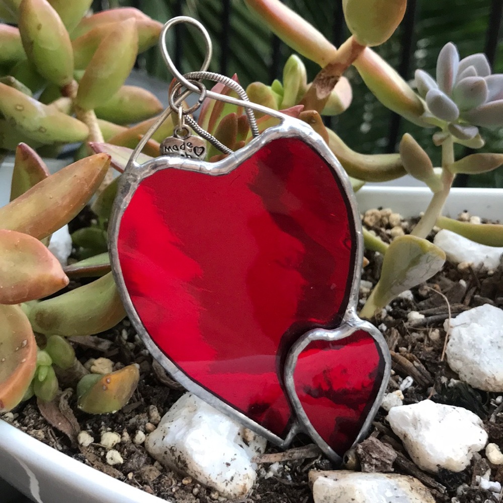 📍Hanging Twin Hearts 💕